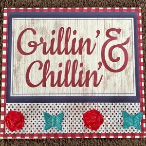 The pioneer woman wall decor with hooks brand new